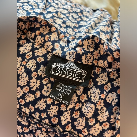 Angie 3/4 Sleeve Neutral Floral Dress w Pockets - Picture 5 of 11